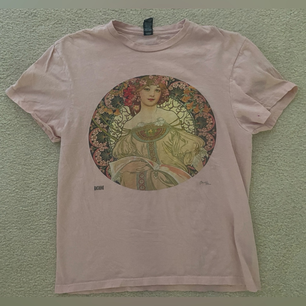 floral woman pink shirt